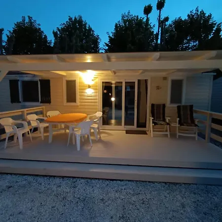 River Italie Met 2 Slaapkamers Chalet Ameglia