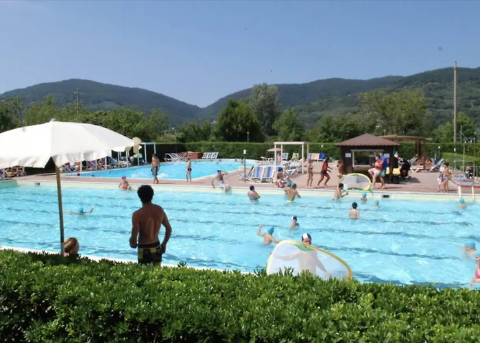 River Italie Met 3 Slaapkamers Ameglia