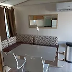 River Italie Met 3 Slaapkamers Ameglia