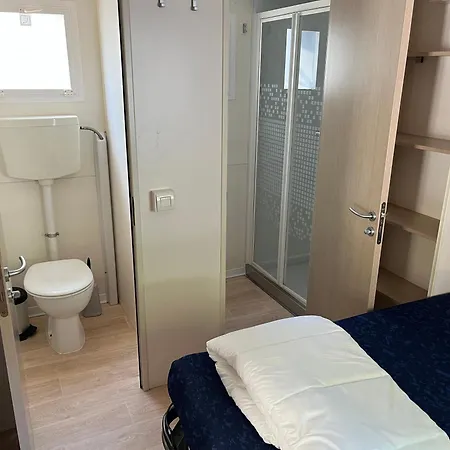River Italie Met 2 Slaapkamers Chalet Ameglia