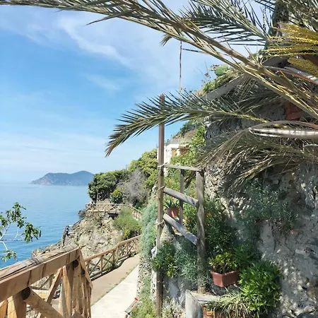 River Italie Met 3 Slaapkamers Dağ evi